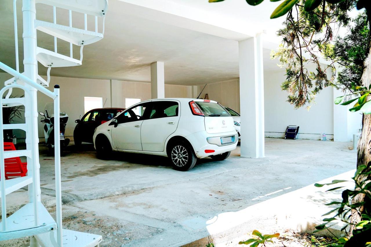 Porto Cesareo Appartamento Panoramico Fronte Mare Con Parcheggio Coperto Torre Lapillo Bagian luar foto