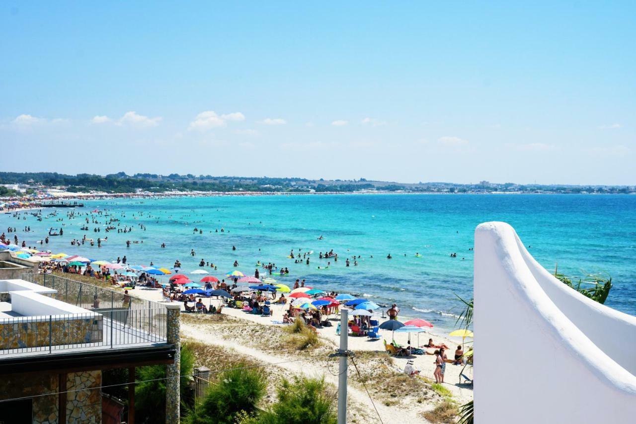 Torre Lapillo Fronte Mare In Centro With Covered Parking Bagian luar foto